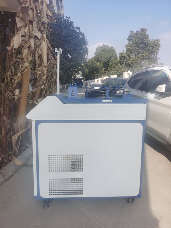 Сварочный аппарат лазера волокна 1000W водяного охлаждения Handheld